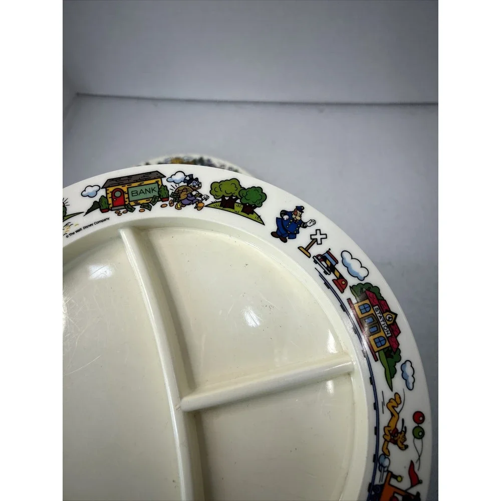 Vintage Superseal Walt Disney Plastic Children's Dinnerwear Kitchen Plate